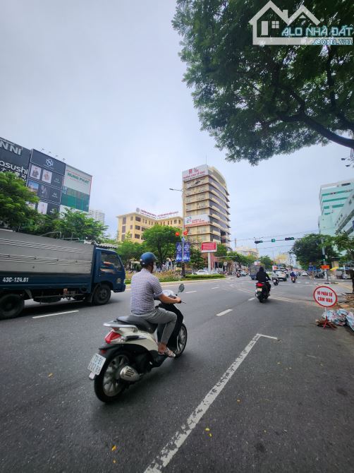 TRUNG TÂM ĐÀ NẴNG - NHÀ ĐẸP 3 TẦNG 3 MÊ XỊN - CĂN GÓC ĐỐI DIỆN TRƯỜNG ĐH DUY TÂN - 4.X TỶ - 1