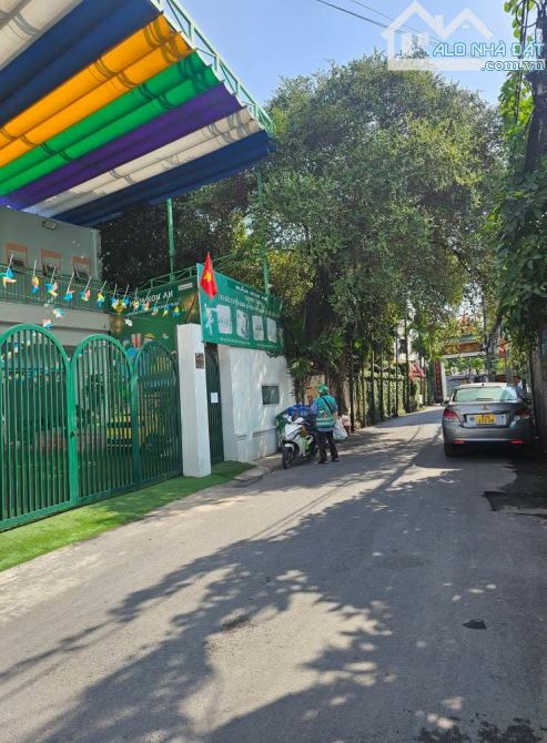 NHÀ CẤP 4 GÁC LỬNG CHÍNH CHỦ TÂN XUÂN HÓC MÔN HÊM NHỰA 7M TẶNG GPXD 4 TẦNG . - 1