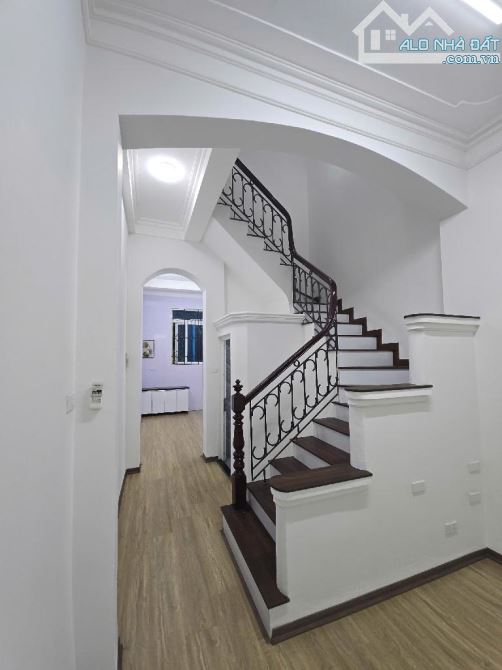 💥 ÔTÔ ĐỖ CỬA - THANG MÁY XỊN - NỘI THẤT SANG TRỌNG -5 TẦNG- 36M²- TẠI HÀ ĐÔNG