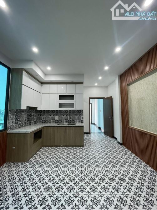 MẶT NGÕ KINH DOANH - THANG MÁY. PHAN ĐÌNH GIÓT - THANH XUÂN 68m 7 TẦNG GIÁ NHỈNH 20 TỶ - 1