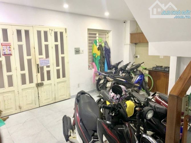 🏠Khu Hiếm Nhà Bán CHDV Tân Bình - CMT8 - P.5 - 4 Tầng  - DT : 45M2 (4,5 x 11) Chỉ 4,8 Tỷ - 1