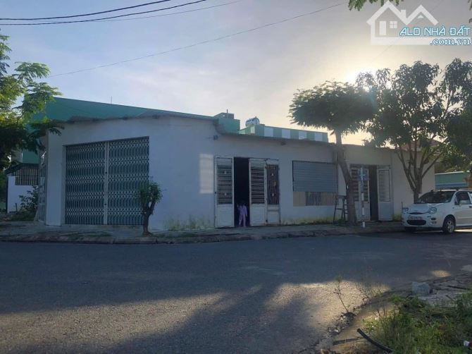 Bán lô góc 160m2 gần chợ Thanh Quýt cách trung tâm Đà Nẵng 12km - 1