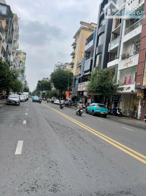 Bán Nhà Góc 3 Mặt Tiền Võ Văn Tần, Quận 3 - Đoạn 2 chiều 6.8 x 15m, Già cực tốt - 1
