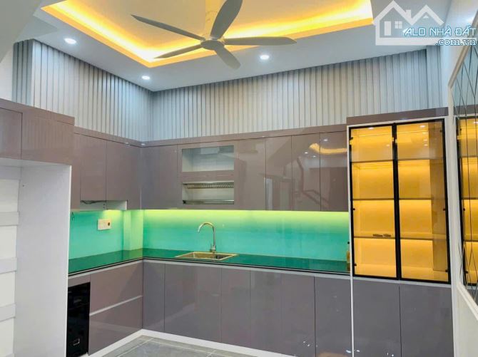 bán nhà 4 tầng 40m2 tại Tái Định Cư Xi Măng, Sở Dầu, Hồng Bàng giá 4,35 tỷ - 1