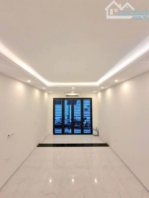 Bán gấp nhà 4 tầng, MT 4m, 50m², phố Bạch Mai – Vị trí đẹp, giá 9.5 tỷ - 1
