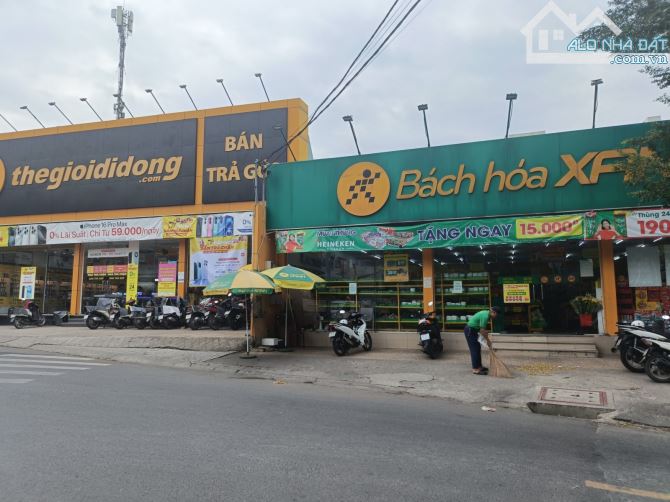 Nhà 3 tầng, 200M² (10x20m), Lã Xuân OaI, TNP.A Q.9 Giá tốt - 1