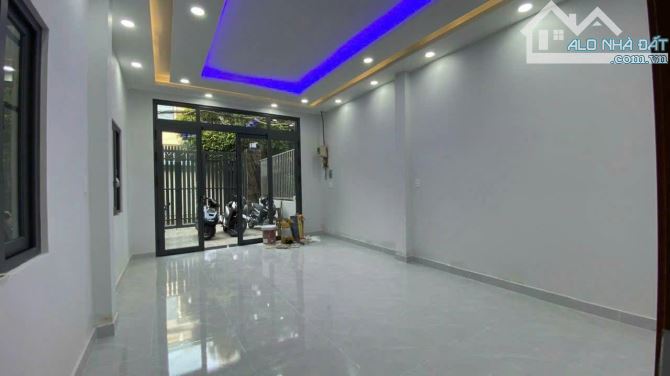 Quận 8 - Nhà Mới Xây Khu Vip Tạ Quang Bửu - 1