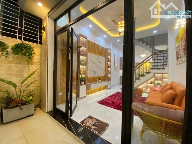 Nhà Trung Phụng,Đống Đa,45m2,mới kính koong,thiết kế đẹp,hiện đại,thoáng,full nội thất… - 1