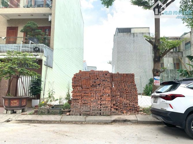 Bán 108m2 đất đẹp dự án Gold 4 Phan Bội Châu - Quán Bàu - 1
