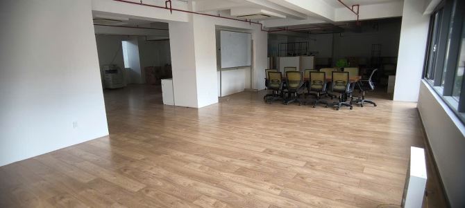 Cho Thuê Tầng Trệt Văn Phòng Đường Nguyễn Thị Minh Khai  Quận 1 DT 200m2 giá 140 triệu - 2