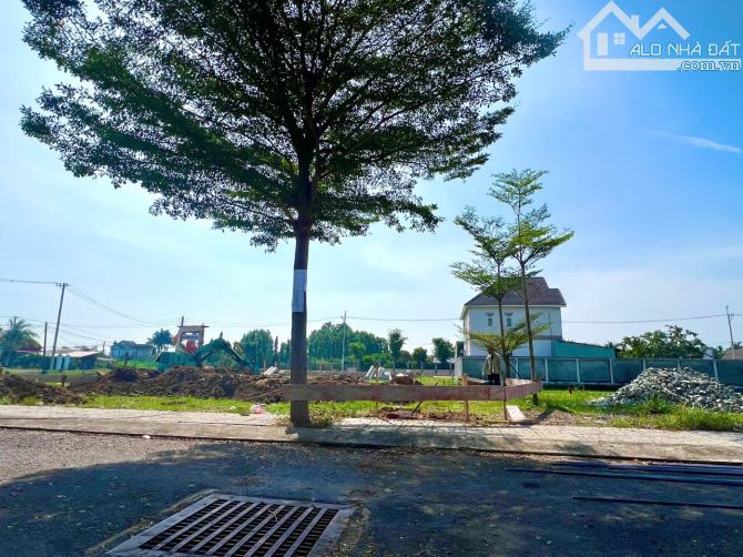 Bán đất Tân Phú Trung, giá 1ty9  100m2, sổ sẵn, hỗ trợ vay ,xây dựng liền - 1