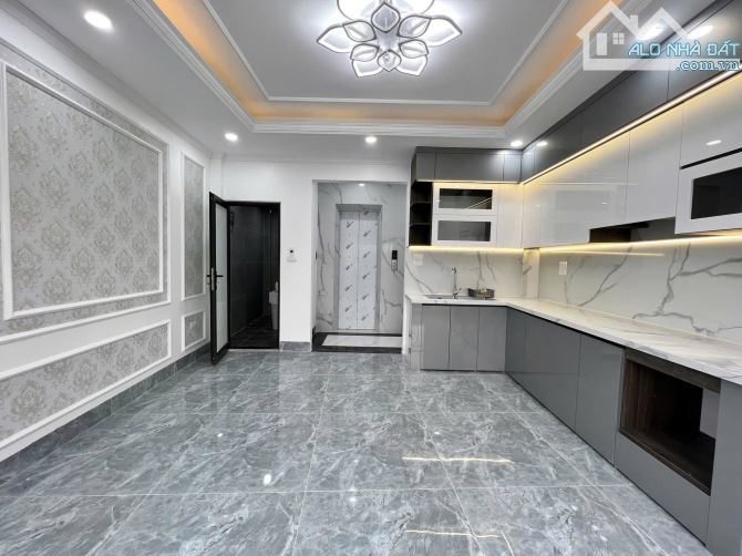 Bán nhà ngõ 162 Khương Đình, nhà mới 6 tầng thang máy, 70m ra phố, ở ngay. - 2