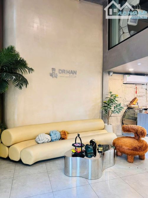 🦄 MẶT TIỀN CHO THUÊ THẨM MỸ KHU SPA 3 THÁNG 2 QUẬN 10 - NGANG 9,2M - 2