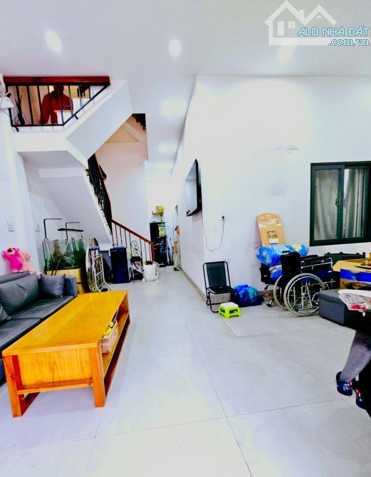 Bán Homestay , Mặt Tiền Gần Hai Bà Trưng , P. Lê Lợi , 59m2 (6,3*9,3) , 5 Tầng , 7 Phòng - 2