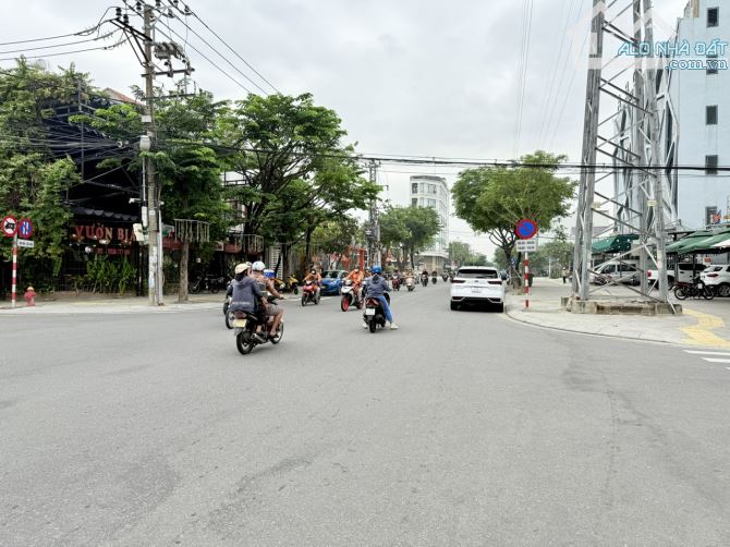 HÀNG ĐẦU TƯ - BÁN NHANH LÔ ĐẤT DT LỚN LÊ THANH NGHỊ - OTO ĐỖ 24/7 -200M2 NGANG 11M - 2