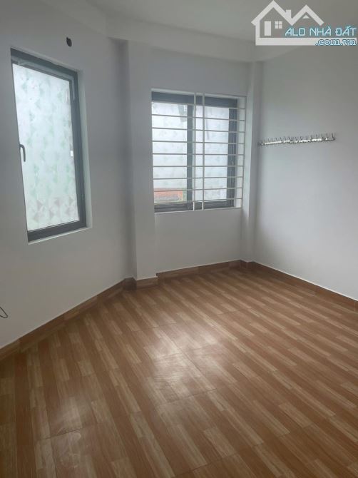 BÁN NHÀ LA NỘI - Dương nội - căn góc - 40m - ngõ nông gần oto - đi 200m ra AEON - 3