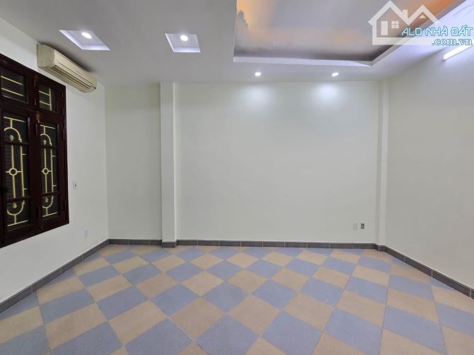 Bán Nhà 5 Tầng Phạm Ngọc Thạch – 40m², Ô Tô Đỗ Cửa, Sát Phố – Giá Tốt 15 Tỷ - 3