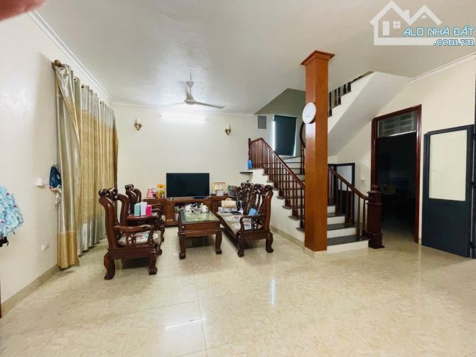 BÁN NHÀ PHÂN LÔ 80M, THƯỢNG CÁT, CHỈ NHỈNH  8.XX TỶ – CĂN GÓC ĐẸP – VỊ TRÍ ĐẮC ĐỊA 🏡 - 3