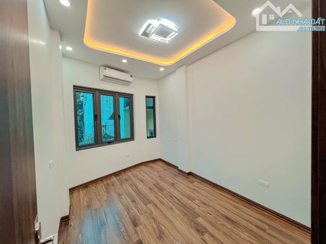 NHÀ ĐẸP ĐÓN XUÂN - Ô TÔ ĐỖ CỬA - HIỆN ĐẠI - KHU VỰC SẦM UẤT TIỆN ÍCH VŨ PHẠM HÀM - 3