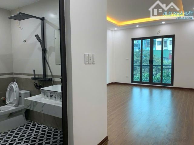 NHÀ PHÂN LÔ 70M2*7T PHAN ĐÌNH GIÓT, GARA, Ô TÔ TRÁNH, THANG MÁY - 4