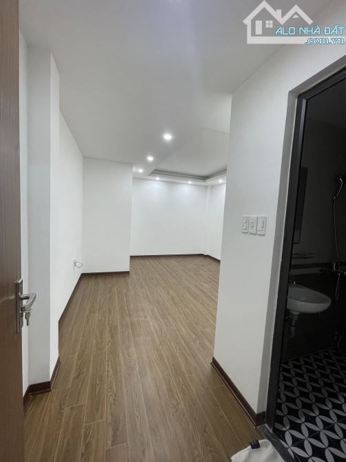 MẶT NGÕ KINH DOANH - THANG MÁY. PHAN ĐÌNH GIÓT - THANH XUÂN 68m 7 TẦNG GIÁ NHỈNH 20 TỶ - 6