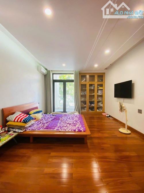 CHỈ 18 TỶ CHO CĂN BIỆT THỰ ĐẸP 245M2 - KHU BIỆT THỰ ĐỒI 2 - PHƯỜNG 10 - VŨNG TÀU