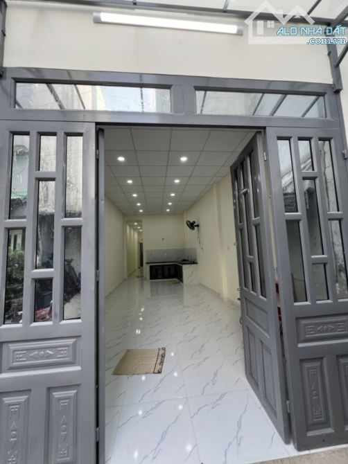 Hẻm 4m - Hòa Bình - gần Lũy Bán Bích - 60m2 chỉ 4,65tỷ - chủ ngộp bán nhanh 1 tuần