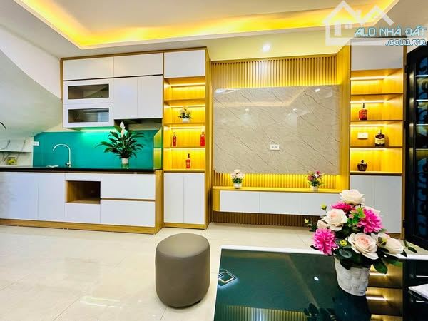 NHÀ XUÂN LA – TÂY HỒ, Ô TÔ VÀO NHÀ, 50m2, 5 TẦNG