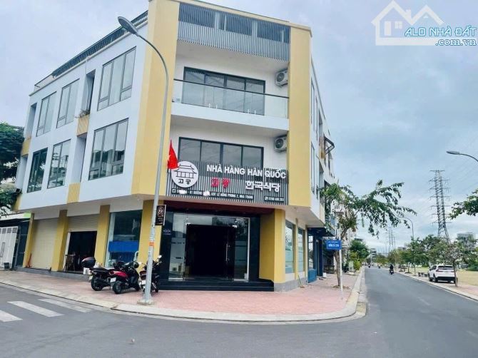 ⭐️⭐️ Bán căn góc 3 tầng đường số 12, Hà Quang 2, Phước Hải, Nha Trang 181m2 view công viên