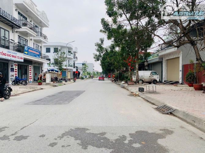 Ms Linh-100m2 đất phân lô đống chuối hướng Đông Nam,vị trí đẹp giá cực hợp lí chỉ 3,09 tỷ