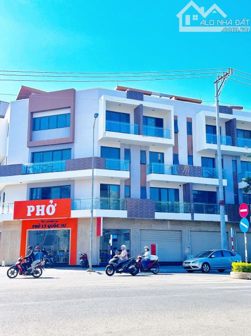 2 căn nhà  4 tầng trung tâm Phan Rang