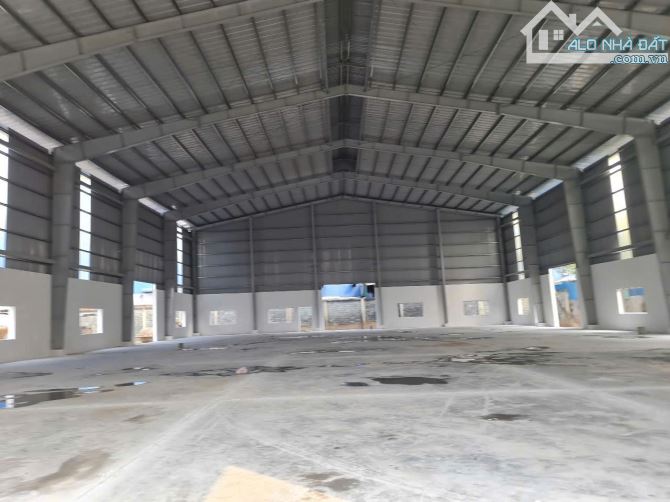 Cho thuê kho xưởng mới  4600m2 giá cực hời  tại Long An