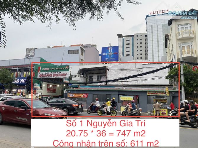 Bán nhà mặt tiền số 1 Nguyễn Gia Trí (D2 cũ). DT: 21*36M. Giá bán: 285 tỷ