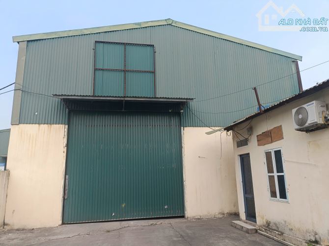 Cho thue kho xưởng dt 1200m2 tại biên giang hà đông