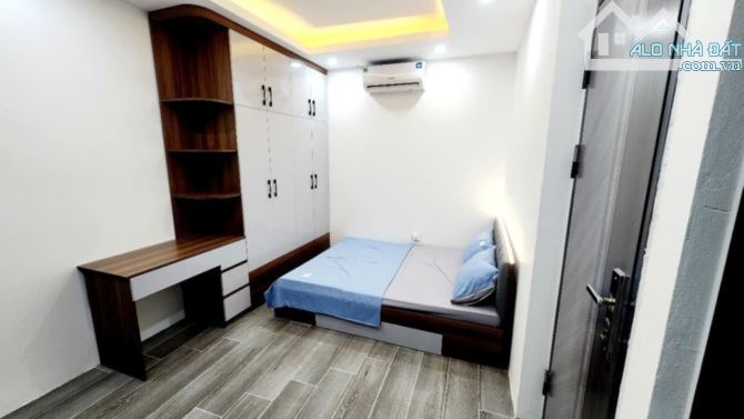 Toà CCMN Pháo Đài Láng, 92m2*10 tầng, 24 PN KK full nội thất, PCCC, dòng tiền 116tr/ th