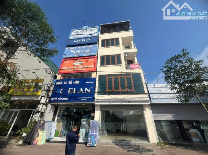 bán nhà 5 tầng mặt QL6A, 70m2, tại Cao Sơn Tiên Phương, Chương Mỹ Hà Nội.