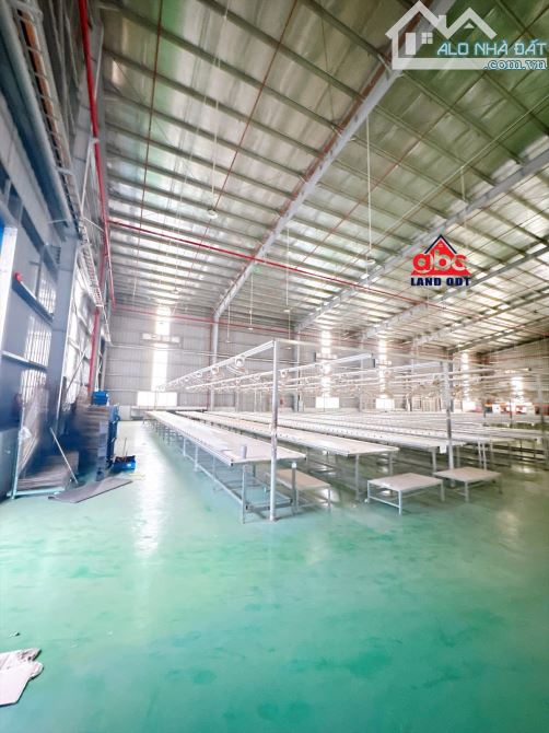 Chỉ 4usd/tháng/m2.cho thuê dưởng trong KCN .TDT: 3000m2 .PCCC tự động thẩm duyệt