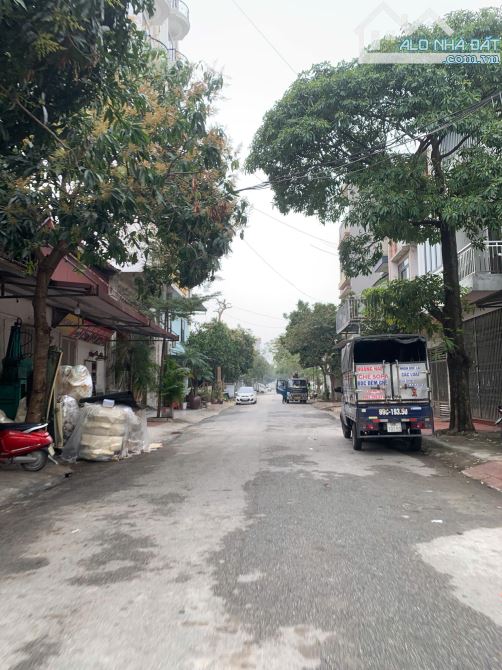 HÓT ĐÁT BẮC TỪ SƠN, P LÔ, VỈA HÈ, TỪ SƠN BẮC NINH: 80m - 2