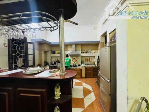 Bán nhà Quan Hoa – Cầu Giấy – 140m2 – Mặt tiền 9,7m – 26,5 tỷ . - 1