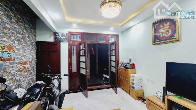 Nhà Mới Mậu Lương, Hà Đông Dt 40m2 x 5T, mt 4.15 Gần Ô Tô, Gần Phố, Ngõ Thông Kinh Doanh - 1