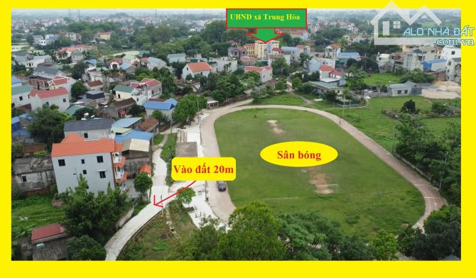 52,5m sân bóng Trung Hòa, Chương Mỹ chỉ 1,x tỉ - 1