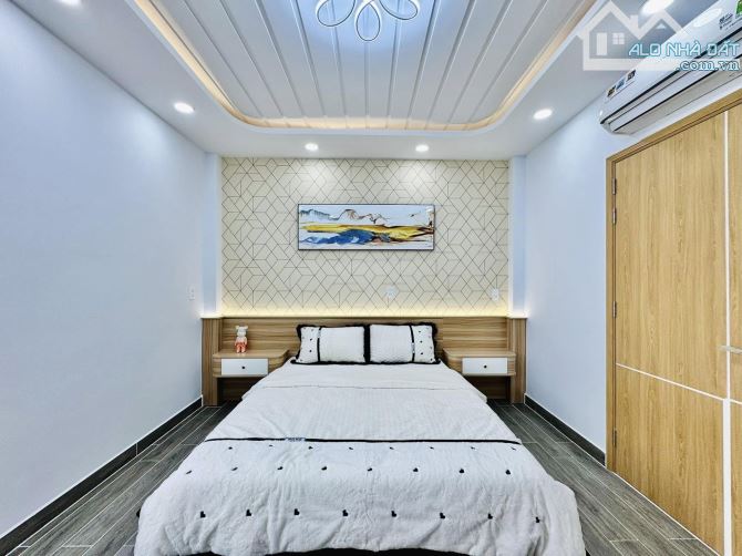 Nhà hẻm ô tô gần đường Đông Hồ,trệt 4 tầng,52m2 full NT,cho thuê 250 triệu năm,8.3Tỷ - 1