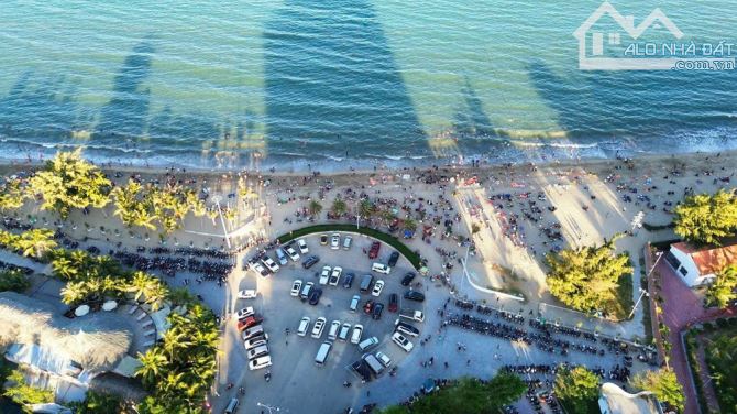NHÀ MẶT TIỀN VIEW BIỂN ĐẸP GIÁ TỐT NHẤT ĐẦU TƯ - 4