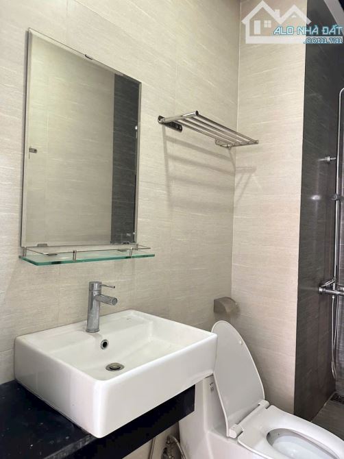 Bán nhà 3 tầng mặt tiền đừơng LÝ NHÂN TÔNG , Hải Châu , Đà Nẵng - 2