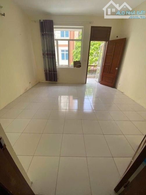 Bán nhà LK Khu Làng Việt Kiều Châu Âu, dt 79m2, 4t, mt4.5m. Giá bán 23 tỷ - 2