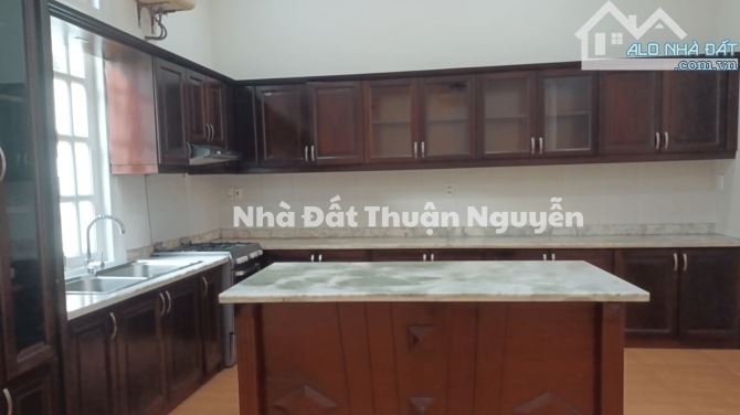 BIỆT THỰ PHÁP ĐẲNG CẤP TẠI KHU TRẦN NGỌC DIỆN, THẢO ĐIỀN, QUẬN 2 – GIÁ CỰC TỐT! - 2