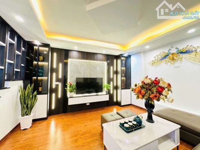 Trung Tâm Quận Thanh Xuân, 7.65 Tỷ, 40m2, 5T, Full Đồ - 2