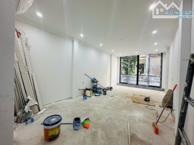 Bán Nhà Phân Lô, Ô tô vào, Thang máy 42m2*6T giá 18.5 tỷ Nghĩa Tân, Cầu Giấy - 2