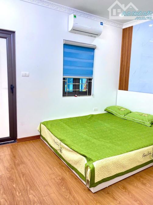 Bán Nhà Khương Trung Thanh Xuân 32m2, 4T,3N, Sổ Đẹp Nở Hậu, Ngõ Rộng Thoáng, Giá Rẻ - 2