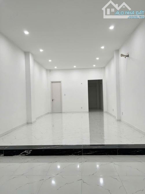 Nhà 5 tầng MT Nguyễn Văn Linh sát Nguyễn Hoàng - 3